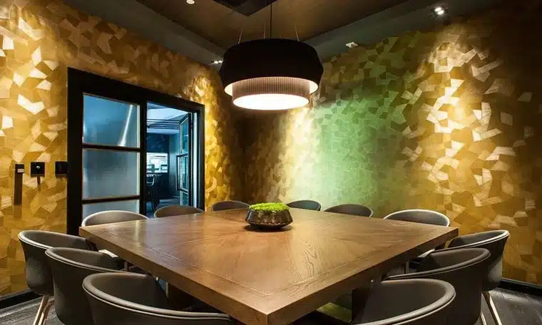 Goud behang kamer