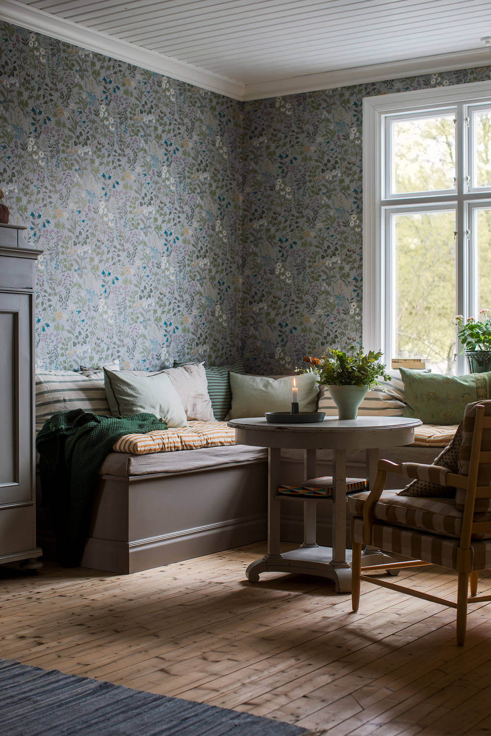 borastapeter alla tiders hus flora 4182 behang 1