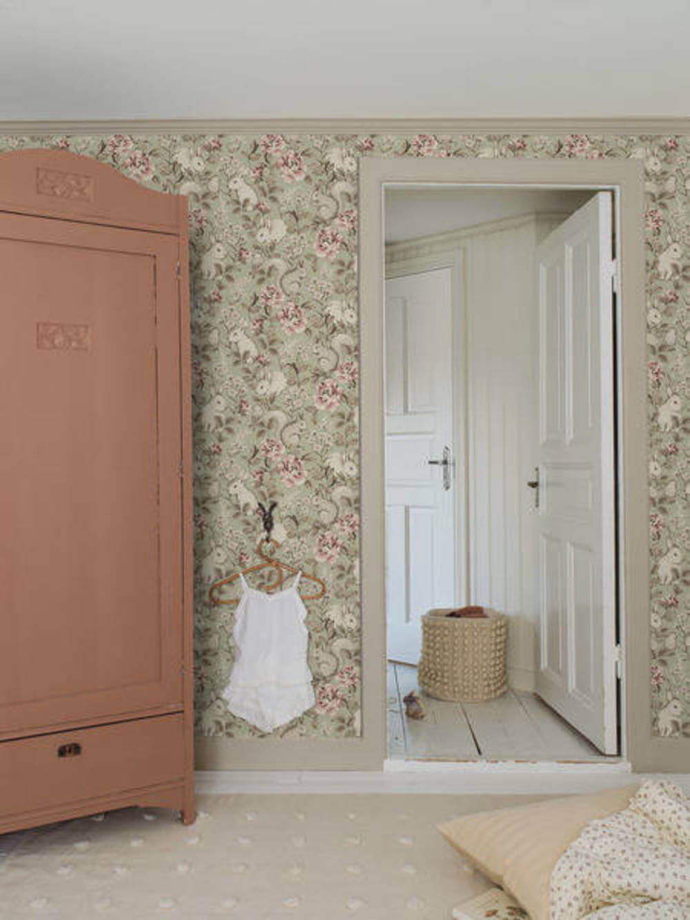borastapeter newbie wallpaper ii magic forest 6931 behang 1