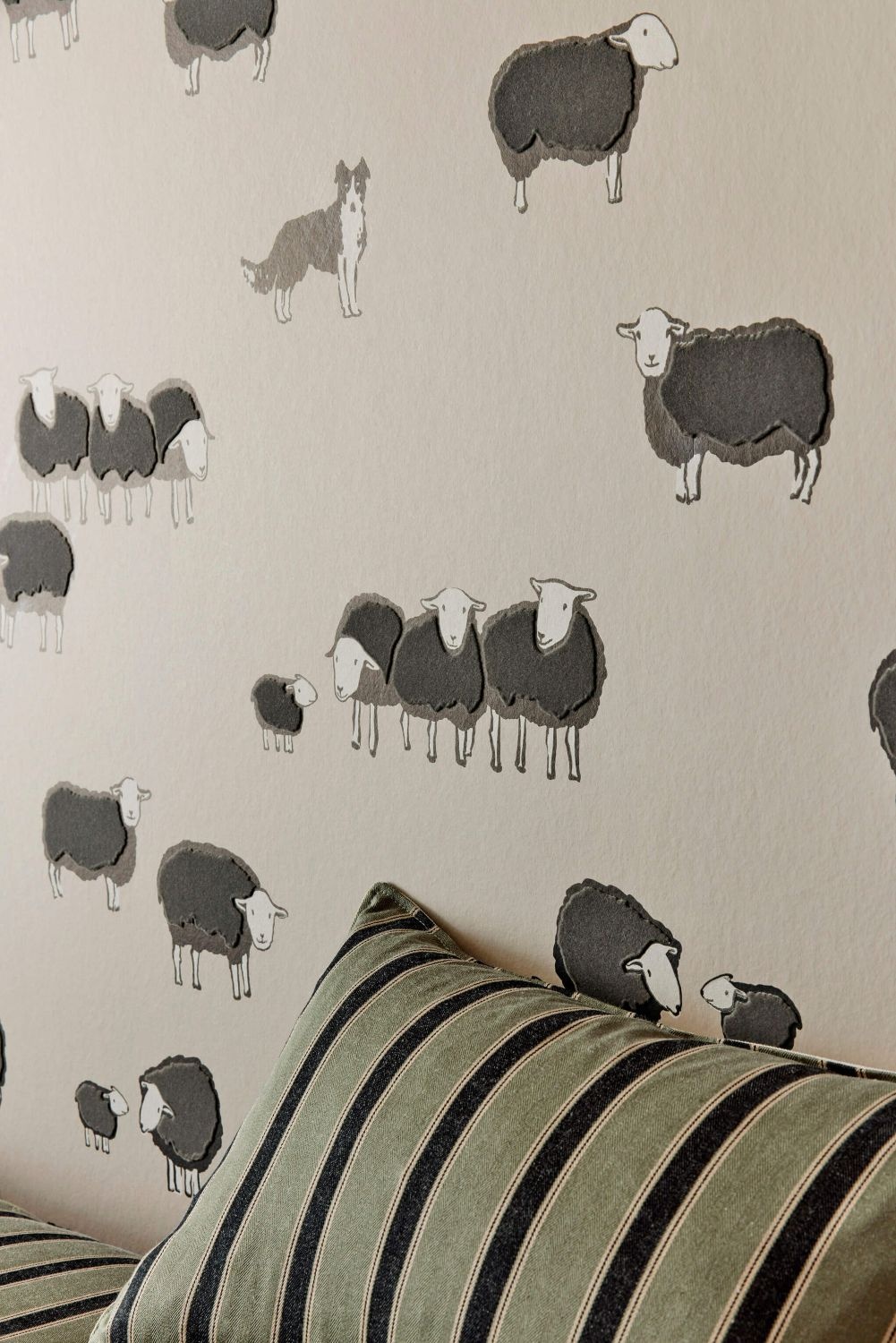 little greene little greene wallpaper nip lassie c 5