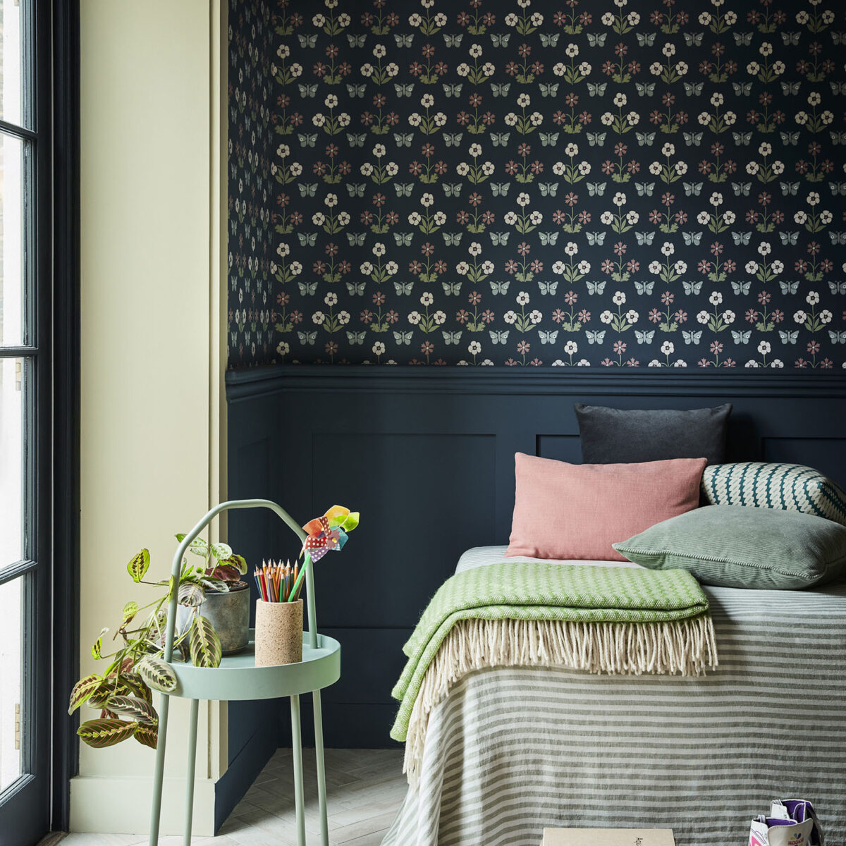 little greene national trust iv burgers butterfly 0267bu wallpaper behang tapete